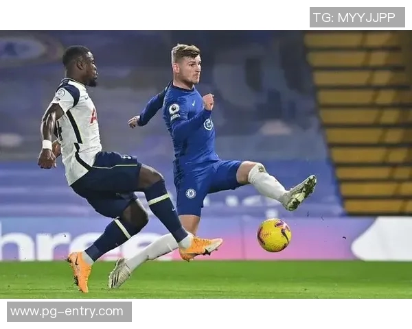 英超激战尤文图斯逆转波尔图转会传闻引发热议全场沸腾