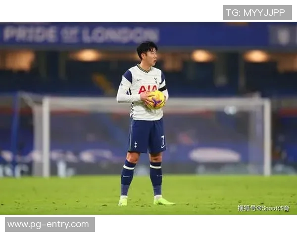 足总杯惊现冷门巴萨5-0大胜里昂点球大战瞬间点燃全场激情